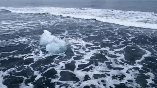 Mid Range Closeup Shot Iceberg Pans Out Sea — Stock Video