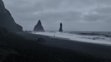 Reynisdrangar ayağı