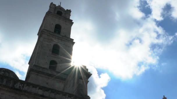 Motie Slowmo Gestage Geschoten Bell Toren Van Habana Kathedraal Flare — Stockvideo