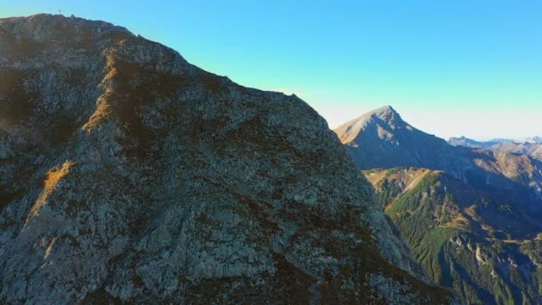 Casi a la cumbre de Seekarspitze — Vídeos de Stock