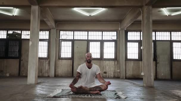 Meditation doing the Half Lotus Pose — Stock Video