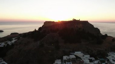 Gün Doğumu Sırasında Rodos Adası Havadan Görünümü