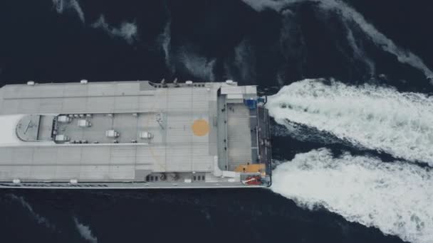 Κηφήνας Πτήση πάνω από Moslinjen Ferry — Αρχείο Βίντεο