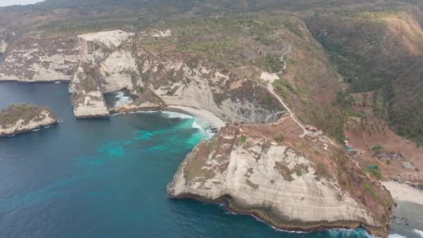 Paesaggio delle isole Nusa Penida a Bali Indonesia e Azure Veduta del mare — Video Stock