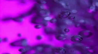 Sıvılarda kabarcıklar yükseliyor