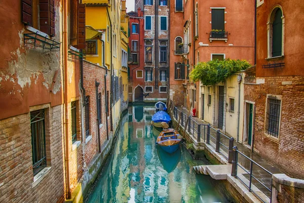 Belle Vue Sur Canal Avec Des Bateaux Venise Coucher Soleil — Photo