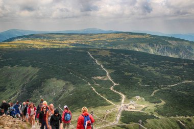 Milli Parkı Krkonose Çek Cumhuriyeti'nde en yüksek dağı Snezka.
