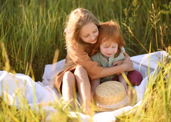 Portrait Boy Girl Summer — Stock Photo, Image