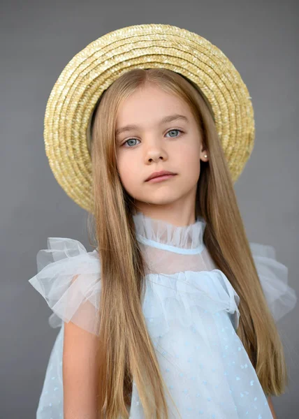 Retrato Niña Aire Libre Verano — Foto de Stock