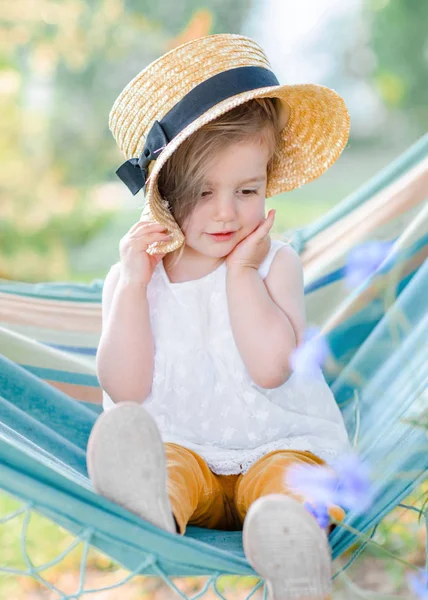 Retrato Niña Aire Libre Verano —  Fotos de Stock