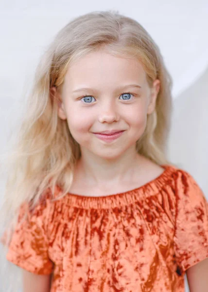 Portrait Little Girl Outdoors Summer — Stock Photo, Image