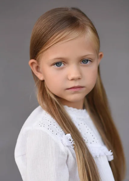 Retrato Niña Aire Libre Verano —  Fotos de Stock