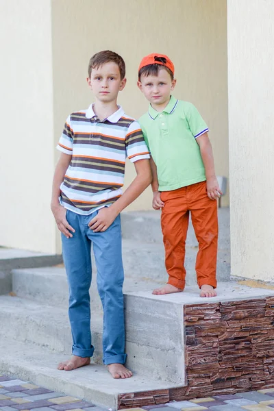 Portrait Two Boys Summer Outdoors — Stock Photo, Image