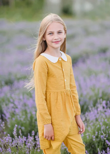 Portrait Petite Fille Plein Air Été — Photo