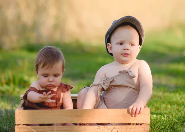 Portrait Boy Girl Summer — Stock Photo, Image