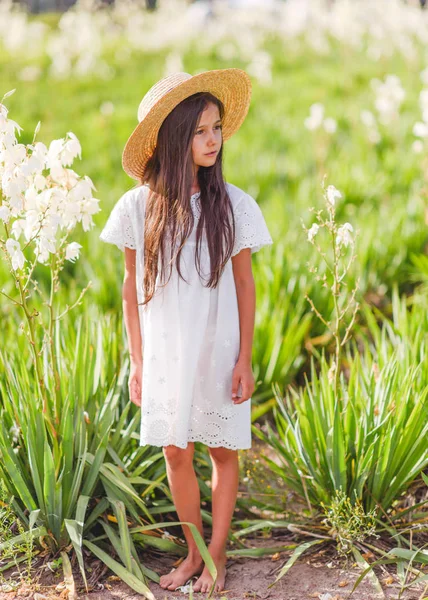 Portrait Petite Fille Plein Air Été — Photo