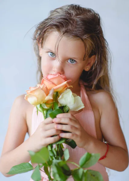 Retrato Menina Livre Verão — Fotografia de Stock