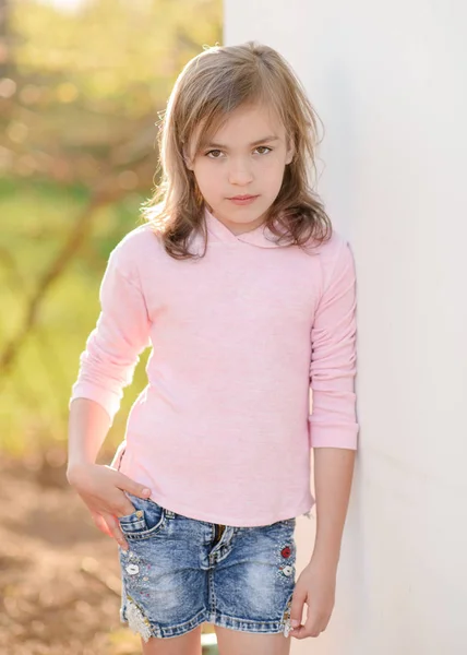 Portrait Little Girl Outdoors Summer — Stock Photo, Image