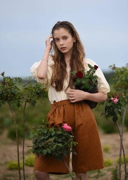 Portrait Fashion Model Girl Nature — Stock Photo, Image