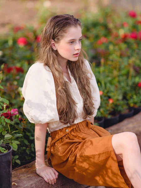 Portrait Little Girl Outdoors Summer — Stock Photo, Image