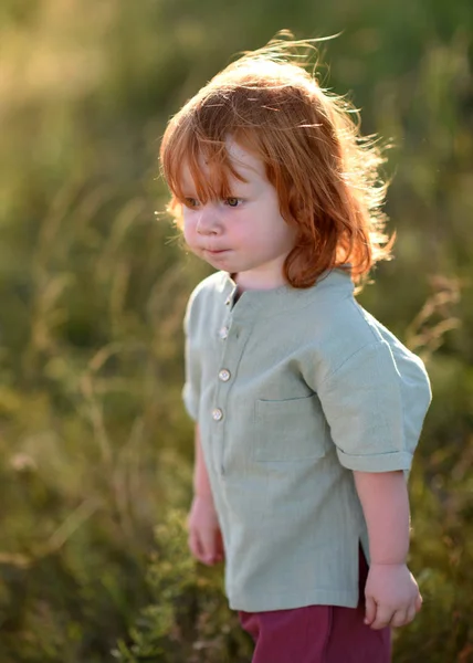 Ritratto Bambino Natura — Foto Stock