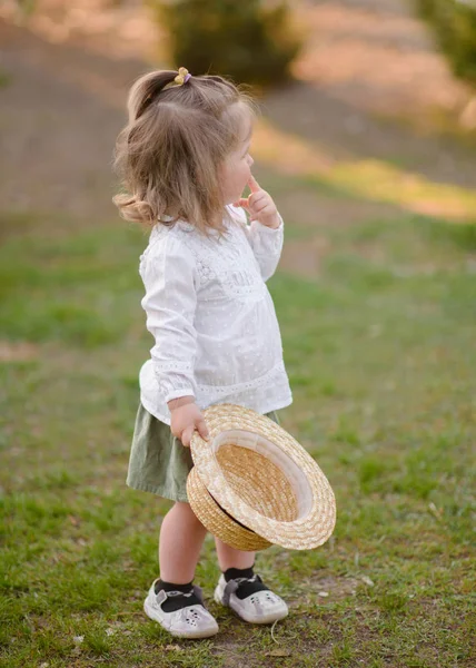 Portrait Petite Fille Plein Air Été — Photo