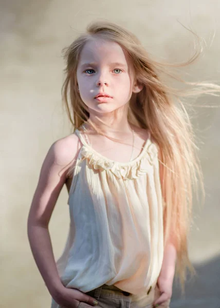 Portrait Little Girl Outdoors Summer — Stock Photo, Image