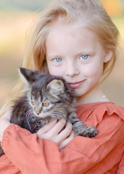 Retrato Niña Aire Libre Verano — Foto de Stock