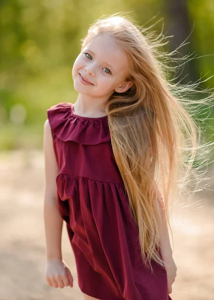 Portrait Petite Fille Plein Air Été — Photo