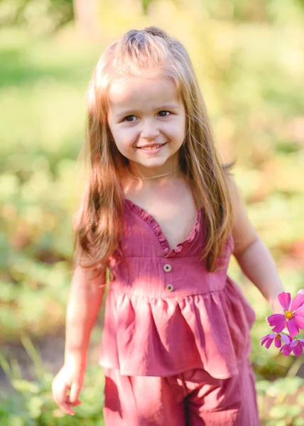 Portrait Little Girl Outdoors Summer — Stock Photo, Image