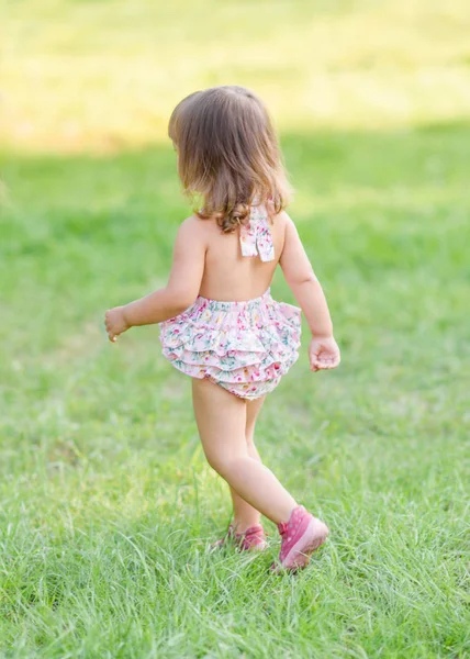 Retrato Niña Aire Libre Verano —  Fotos de Stock