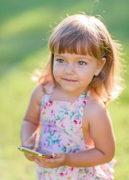 Retrato Niña Aire Libre Verano —  Fotos de Stock