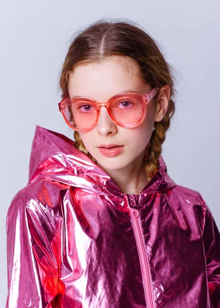 Retrato de menina modelo em estúdio — Fotografia de Stock