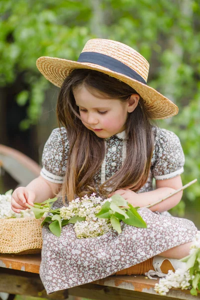 Portrait Petite Fille Plein Air Été — Photo