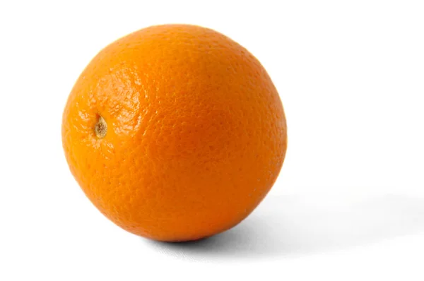 Duży, soczysty pomarańczowy na białym tle — Zdjęcie stockowe