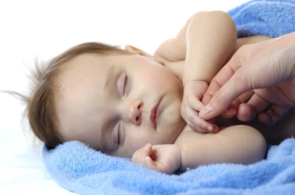 Close-up portrait of a sweet sleepping little girl — Stockfoto
