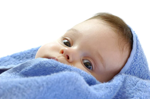 Close-up de uma menina de quatro meses — Fotografia de Stock