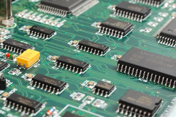 대형 녹색 PCB 마이크로 회로 기판 — 스톡 사진