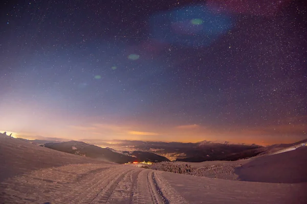 Fantastisk Vacker Utsikt Över Backarna Skidorten Efter Solnedgången Sent Kvällen — Stockfoto