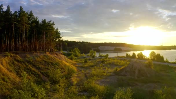 Schöne Natur im großen Tal — Stockvideo