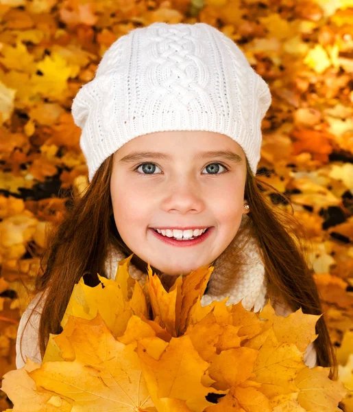 Autumn Portrait Adorable Smiling Little Girl Child Leaves Outdoors — Stock Photo, Image