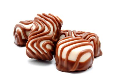 Çikolata şekerleme tatlılar ürün yelpazesine izole beyaz bir arka plan üzerinde