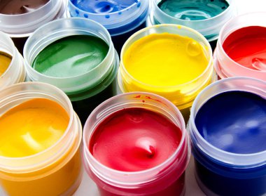 guaj boya beyaz izole