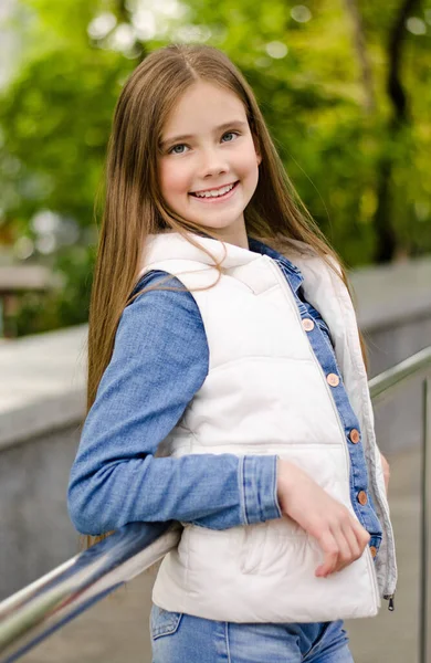 Adorable Smiling Little Girl Child Preteen Standing Park Outdoors Fashion — Stock Photo, Image