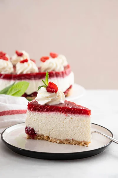Cheesecake Slice Fresh Raspberries Mint Leaves White Plate Copy Space — Stock Photo, Image