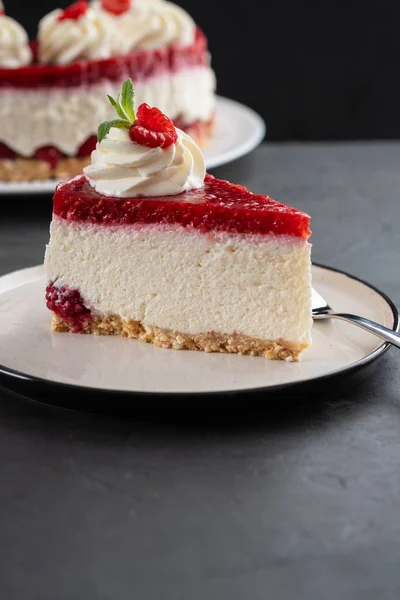 Cheesecake Slice Fresh Raspberries Mint Leaves White Plate Copy Space — Stock Photo, Image