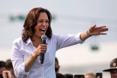 Demokrat Başkan Adayı Kamala Harris
