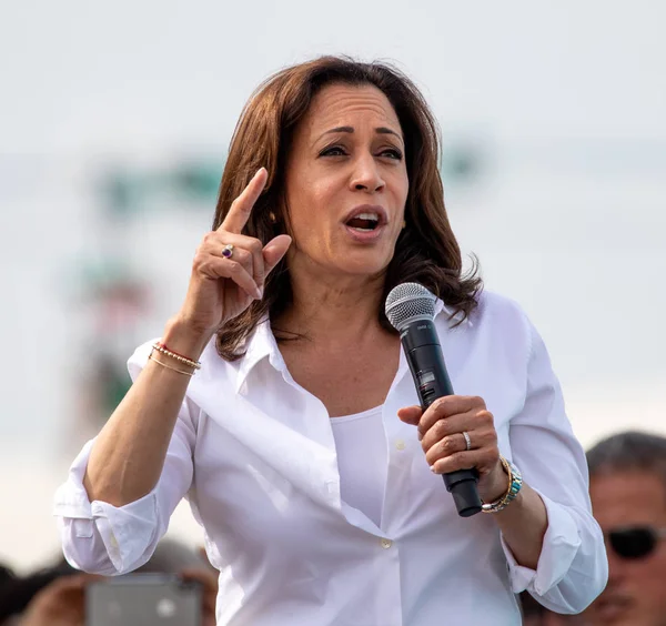 Kamala Harris szenátor — Stock Fotó