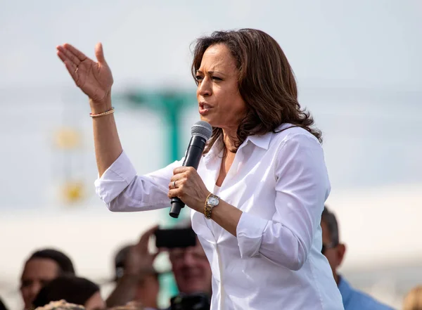 Demokratikus szenátor Kamala Harris — Stock Fotó