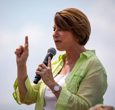 Senatör Amy Klobuchar